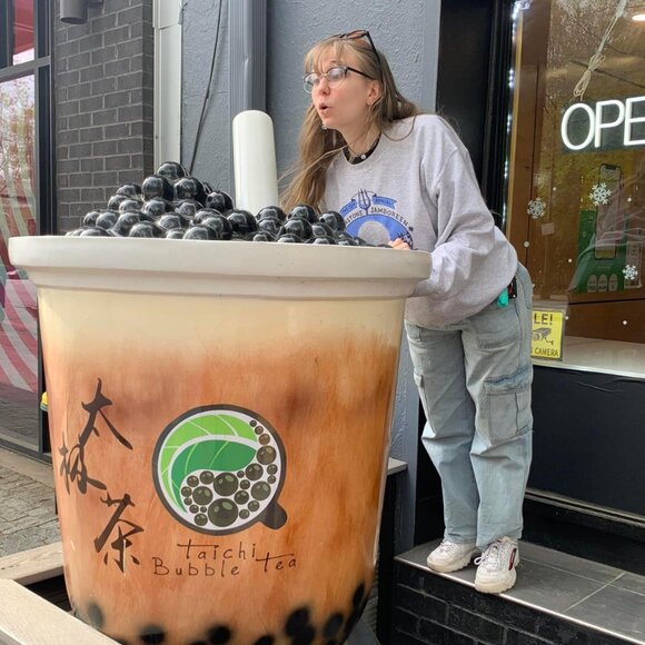 Meet your Posher, Haley - Picture 9 of 13